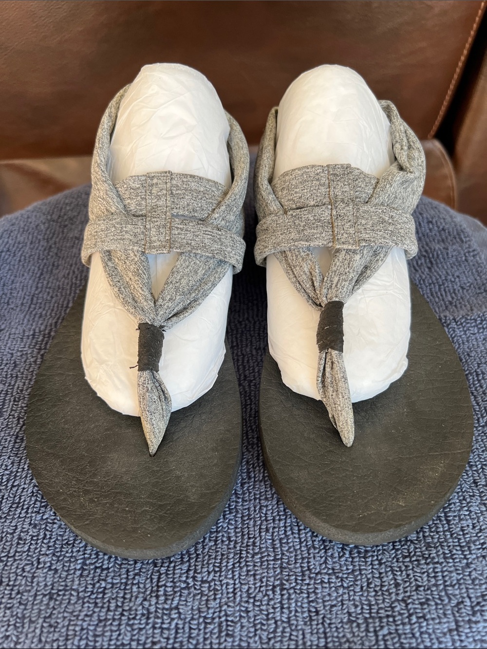 Skechers Yoga Foam Thong Sandal